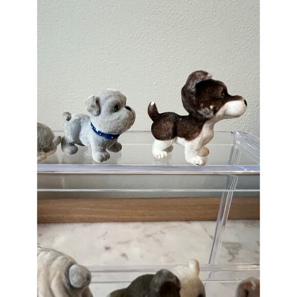 Vtg Puppy in My Pocket Newborn Care Center Playset w/various figures 2009 MEG - Picture 10 of 15